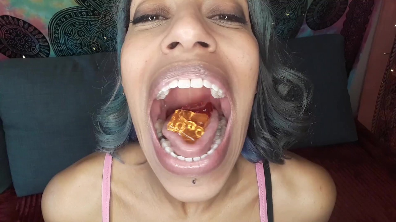 Ebony goddess swallows gummy bears free porn photos