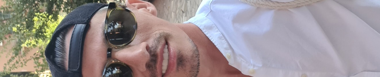 Sexyguysweet
