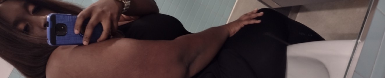 JuicyLalaFatPussyDoll