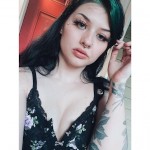 Lily Rayneee