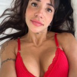 Muscular Queen Valeria