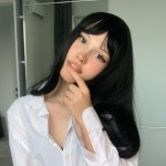Brunette Kira