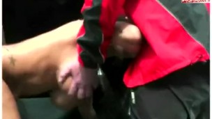 Traum jedes Mannes - Auto Titten Blowjob