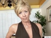 Real orgasm for hot mature mom 1/16