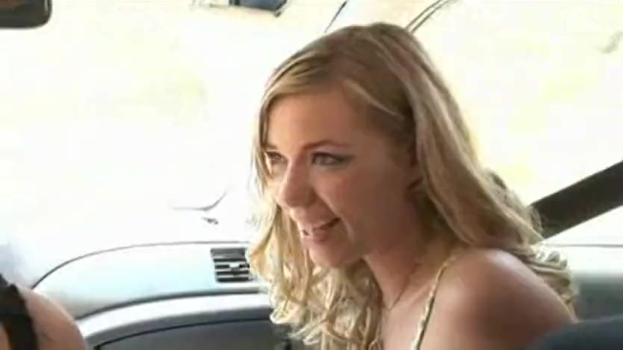 Nicole Ray And Debi Diamond In A Car Redtube