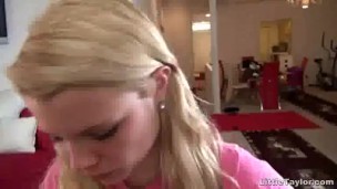 Sexy Blonde Chcik Blows Cock Like A Pro