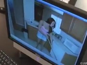 Teen Maid Jacks Off Her Boss - Screenshot 5 of 16 - Teens