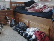 Jerking off on my bed with a nice load at the end 16/16