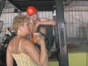 Making the worker explode - Screenshot 1 of 16 - Orgasm