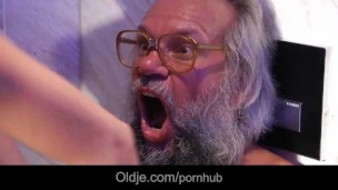 Horny brunette fuck bearded grandpa in the bathroom