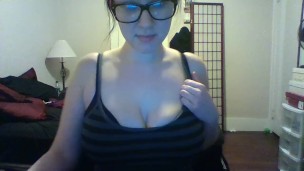 Missy Bates plays with tits for 3 minutes
