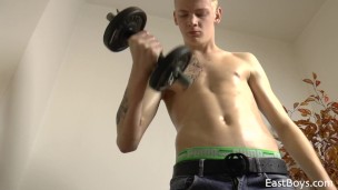 18 Boy - Solo Action