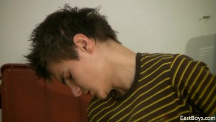 18 Twinks - First Time Blowjob