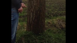 I'M PEEING IN PUBLIC - 3