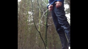 I'M PEEING IN PUBLIC - 2