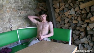 - OUTDOOR WEBCAM