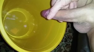 Massive Cumshot into Piss + Slow-Motion