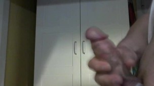 A littel cumshot^^