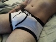 No hands cumming in boxers