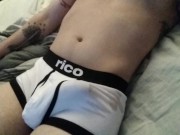No hands cumming in boxers 12/16