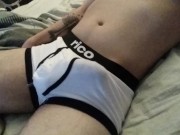 No hands cumming in boxers 2/16