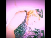 i touch myself 10/16