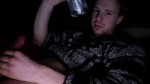 Fan Requested Vid: jerkin off in2 Gatorade bottle