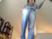 Giantess Monique 9/16