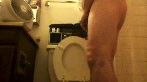 LOTS OF GOOD PEEING ★★