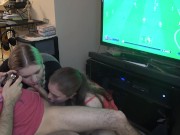 Blowjob Sandwich + FIFA (Spanish) 2/16