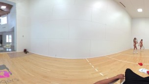 VR Bangers-[360°VR] DILLION and PRISTINE SCISSORING after NAKED Racquetbal