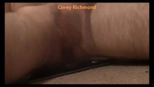 FTM wanks and bounces on butt plug