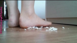 Mini mozzarella balls trample ** FEET Crushing Fun **