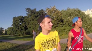 Webcam - Skater Twinks