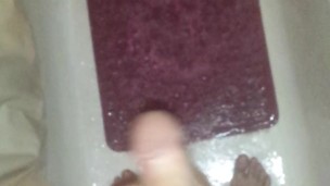 a quick cum in the shower