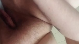 Slut Milf Masturbates with a Hairbrush After Her Shower