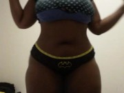 Big booty bouncing and twerking 13/16