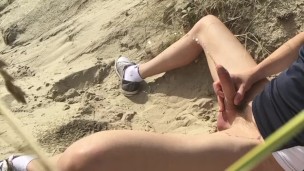 This teen hoping to pee on some other men instead of sand