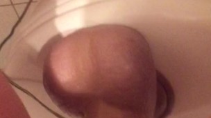 DIRTY SQUIRTING TOILET SLUT