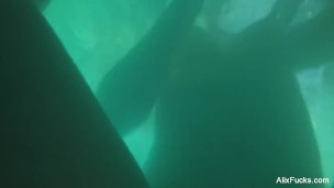 Alix Lynx' Underwater