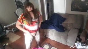 Sissy humiliates herself by dancing in sissy attire