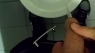 Straight male teen pee/piss in public restroom/toilet/WC