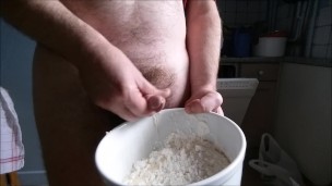 Cum at pizza butt - special recipe / recette spéciale pizza alla sperma