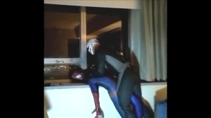 skeleton faced frogman humps spiderman