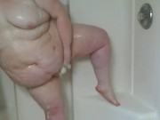 Cinni showers and twerks 12/16