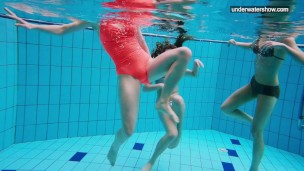 3 nude girls have fun in the water