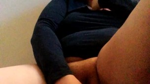 Horny redhead slut gets herself off with her toy