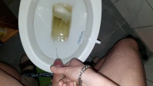 Me Pissing Ends With Big,Huge & Massive Cumshot + Slow-Motion !!!