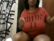 Sexy chocolate bbw playing peek a boo with jiggly ass 15/16