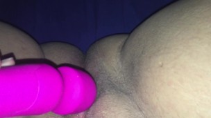 Close Up POV Rubbing my pussy and clit with magic wand